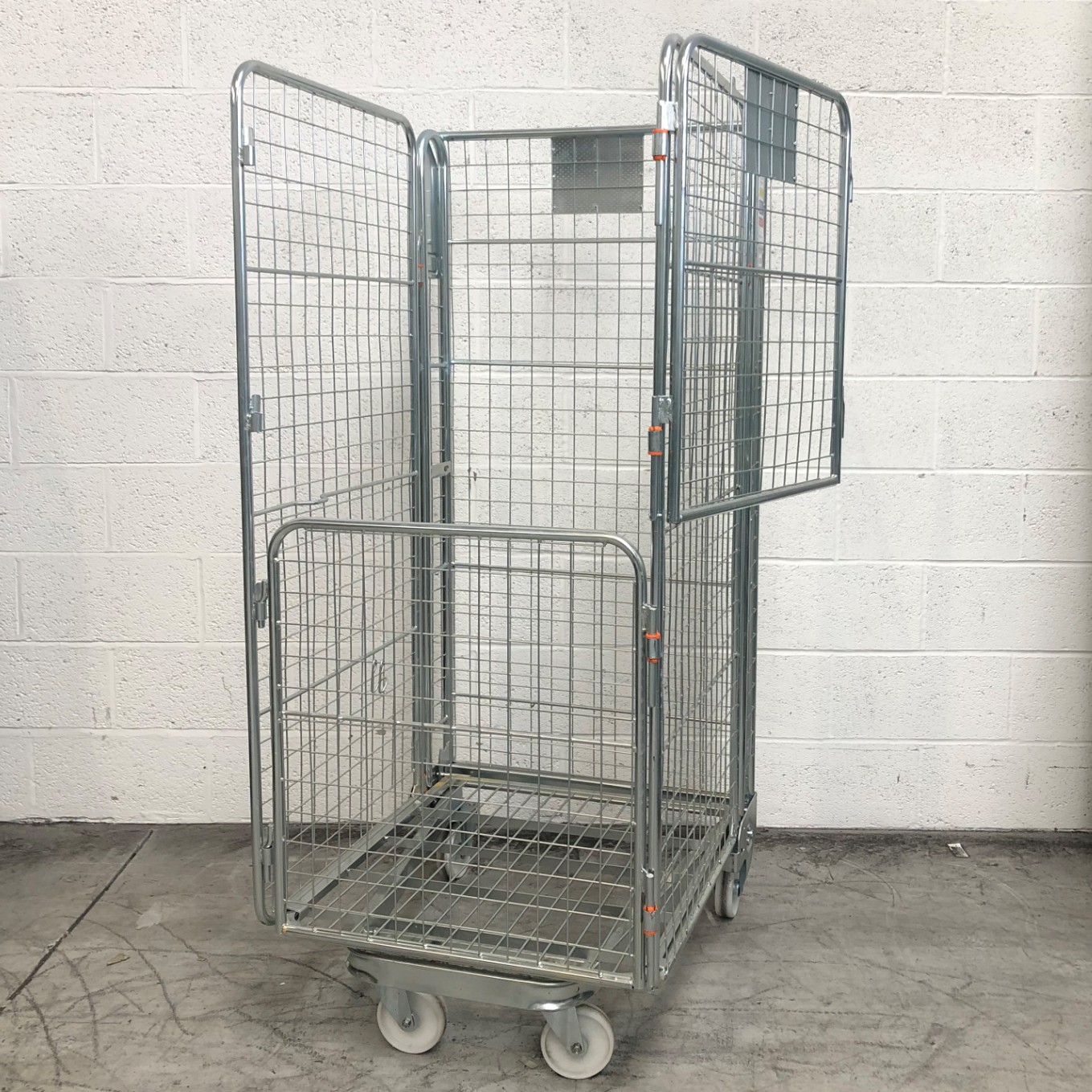 Used Four Sided Mesh Roll Pallets